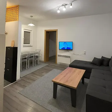 Em Apartman *