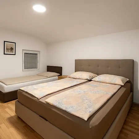 Em דירה סראייבו